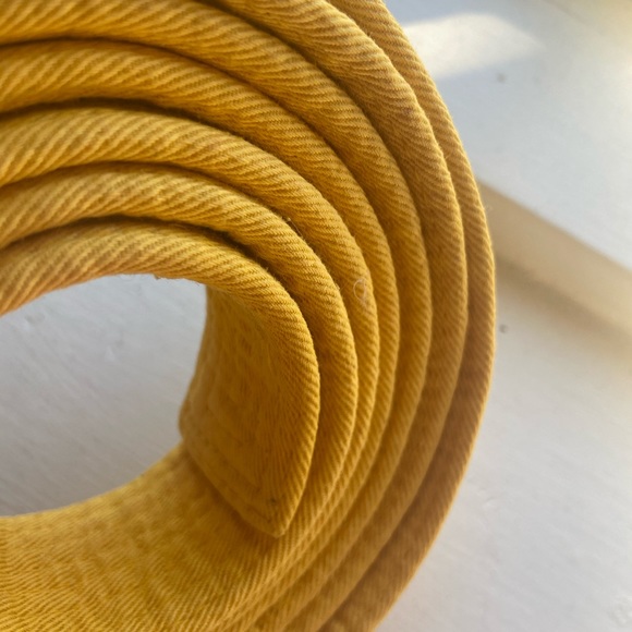 Yellow tae kwon do belt - Picture 5 of 5
